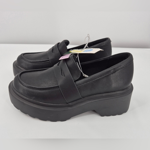 Wild Black Fable Women’s Loafer Platform With Memory Foam Insole Size 7.5 NEW - Picture 2 of 10
